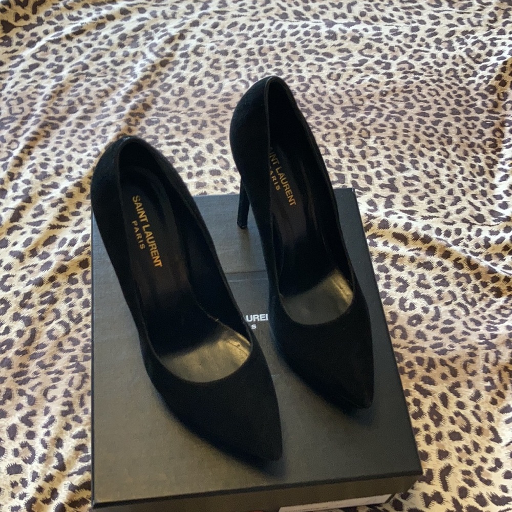Saint Laurent Janis Pump - Picture 2 of 7
